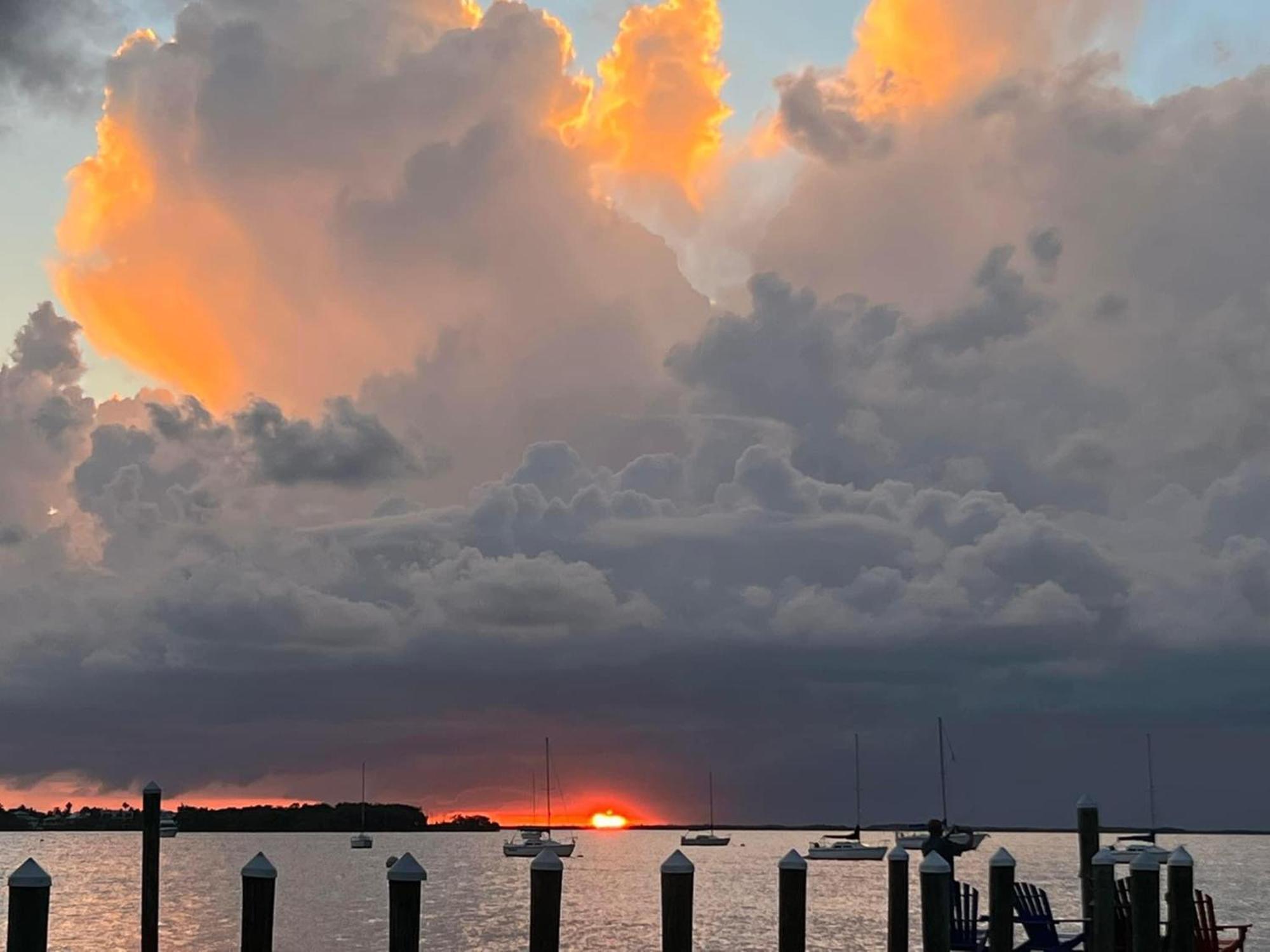 Sunset Cove Beach Resort Key Largo Exterior photo