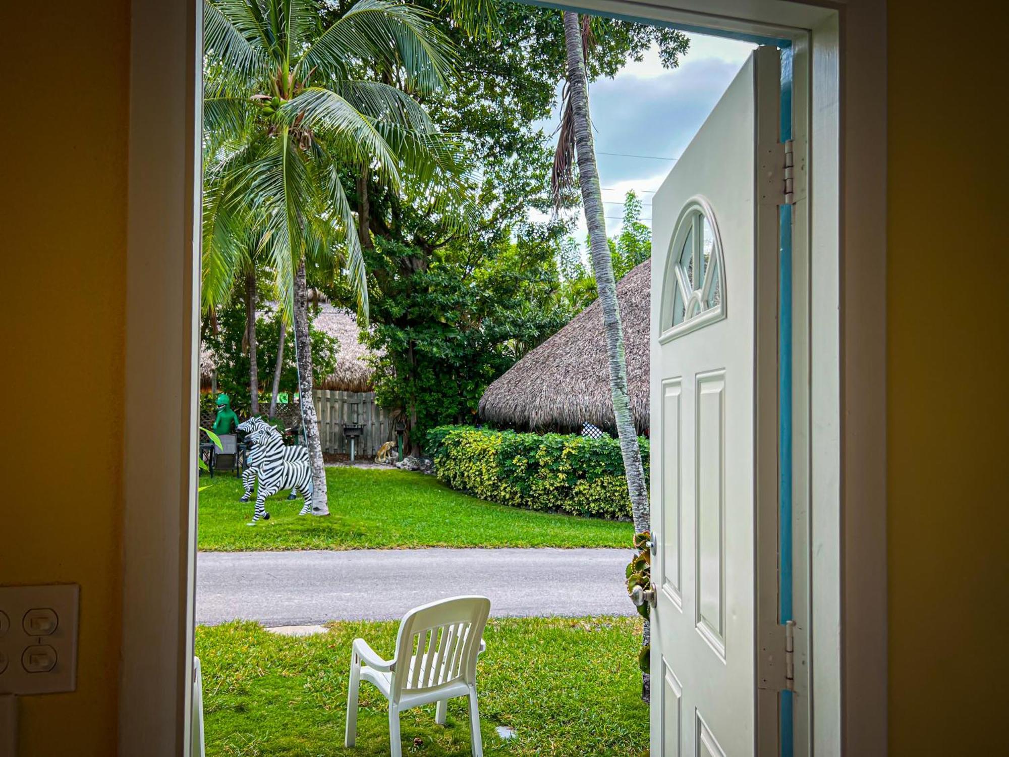 Sunset Cove Beach Resort Key Largo Room photo