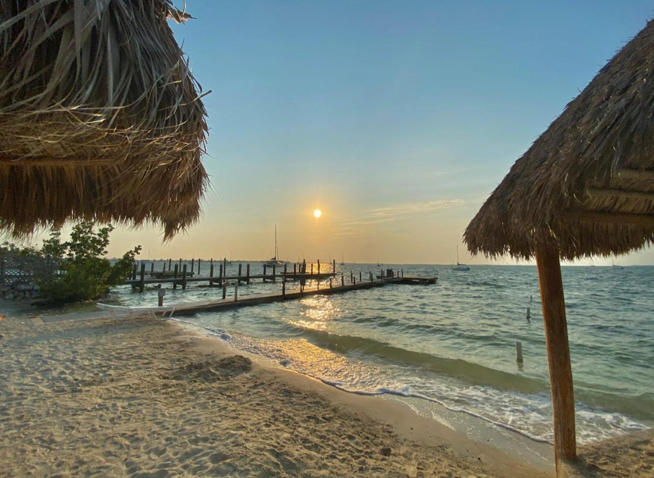 Sunset Cove Beach Resort Key Largo Exterior photo