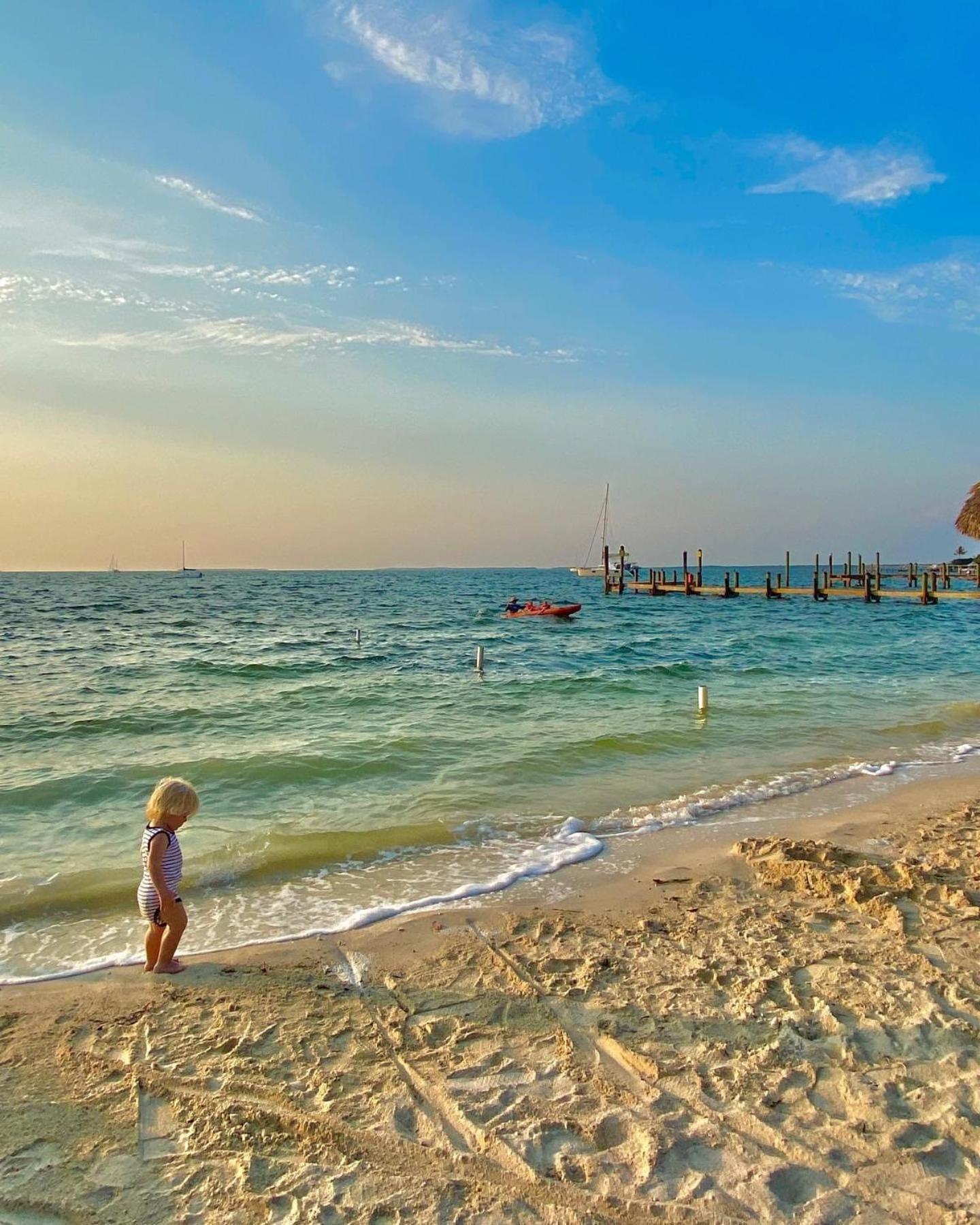 Sunset Cove Beach Resort Key Largo Exterior photo