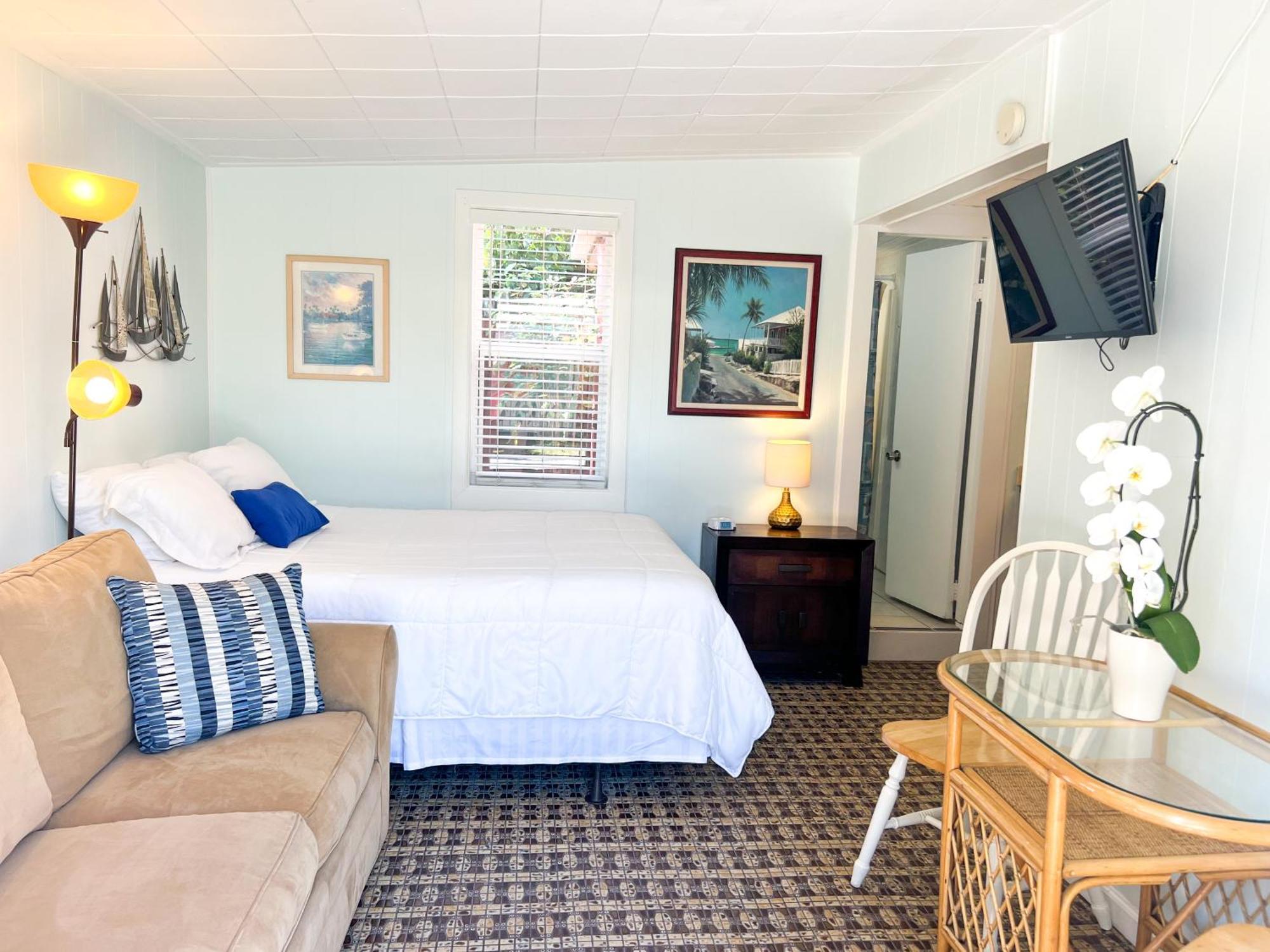 Sunset Cove Beach Resort Key Largo Room photo